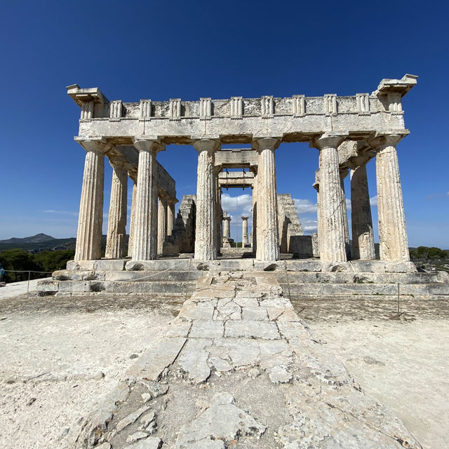 The beautiful island of Aegina and the majestic Temple of Aphaia