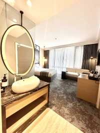 📍 Hotel Stripes Kuala Lumpur, Autograph Collection