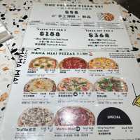 為食妹帶大麻成去九龍城食Pizza