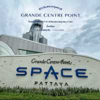 GRAND CENTRE POINT SPACE | อวกาศไม่เกินเอื้อม