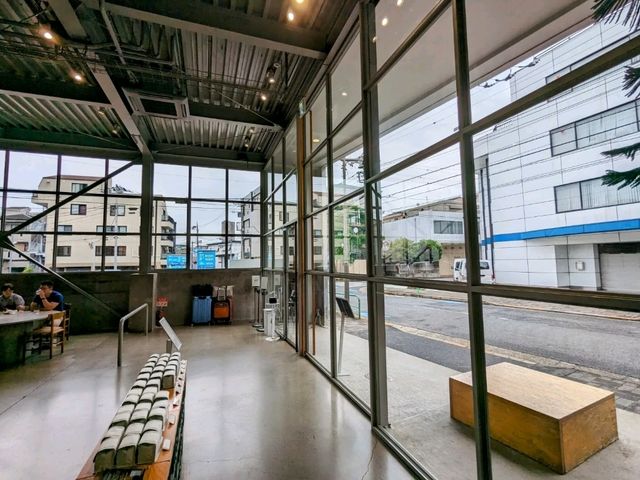 日本東京-東京第一間blue bottle coffee：清澄白河店