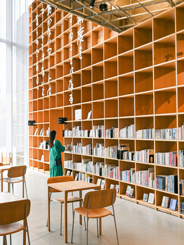 【栃木｜那須・黒磯】とても居心地のよい素敵な建築の図書館。那須塩原市図書館 みるる