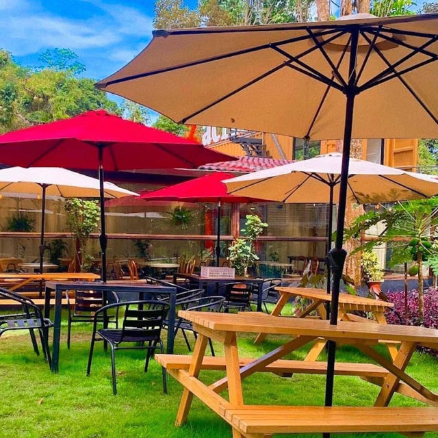 2 Acres Cafe