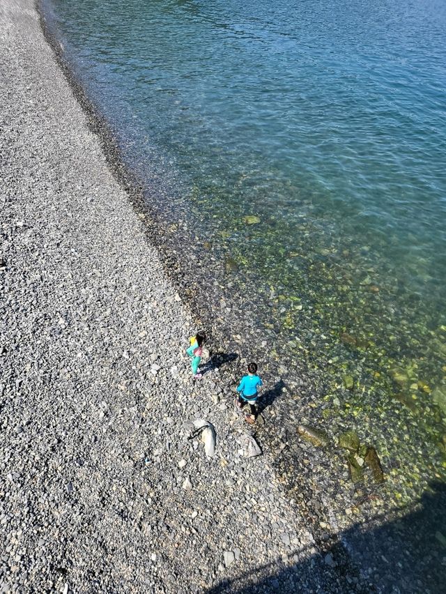 몽돌이라 놀기좋은 거제 학동해수욕장🏖