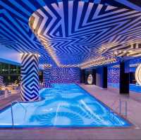 W Brisbane: Where Modern Luxury Meets Riverfront Chic