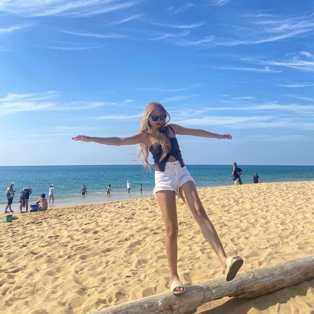 จุดชมเครื่องบินสุดฮิต “หาดไม้ขาว”✈️