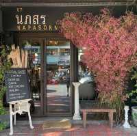 Flora cafe in the Flower Market BKK