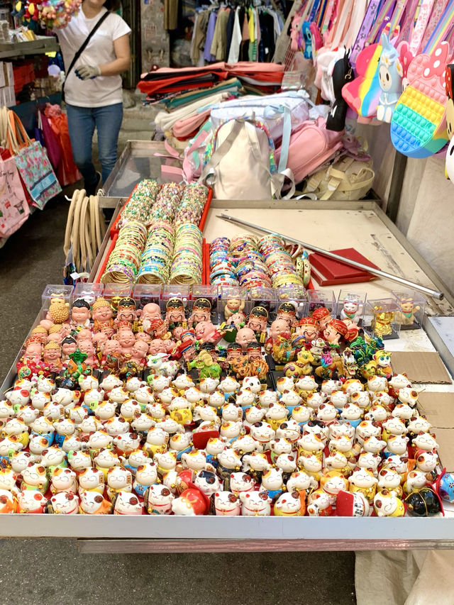 香港　香港観光　絶対外せない観光スポット　通菜街（トゥンチョイストリート）に行ってきたぞ！