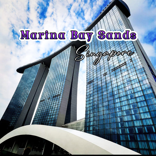 บรรยากาศน่าตื่นตาตื่นใจที่ Marina Bay Sands 