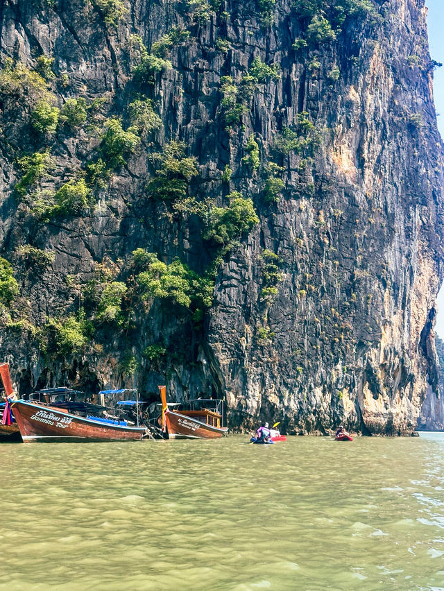 A Splash of Adventure in Phuket! 🌊