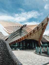 《現代建築》瑪絲菲爾大廈：深圳龍華區時尚小鎮的建築地標，外觀如展翅雄鷹