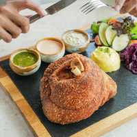 Bat Tales Cafe & Restaurant Khaoyai