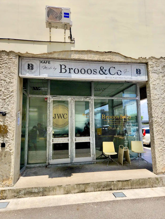 Brooos & Co by JWC