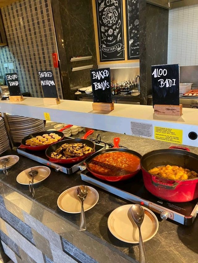 รีวิว Renaissance Pattaya Resort