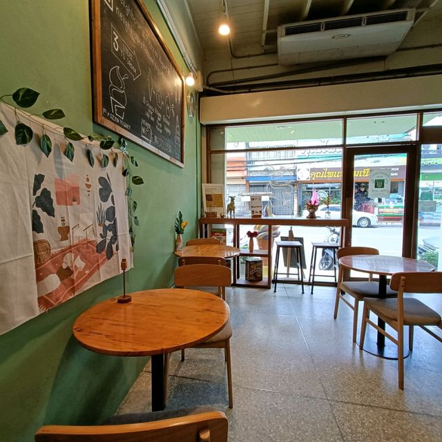 Neighbour's frozen yogurt Buriram 