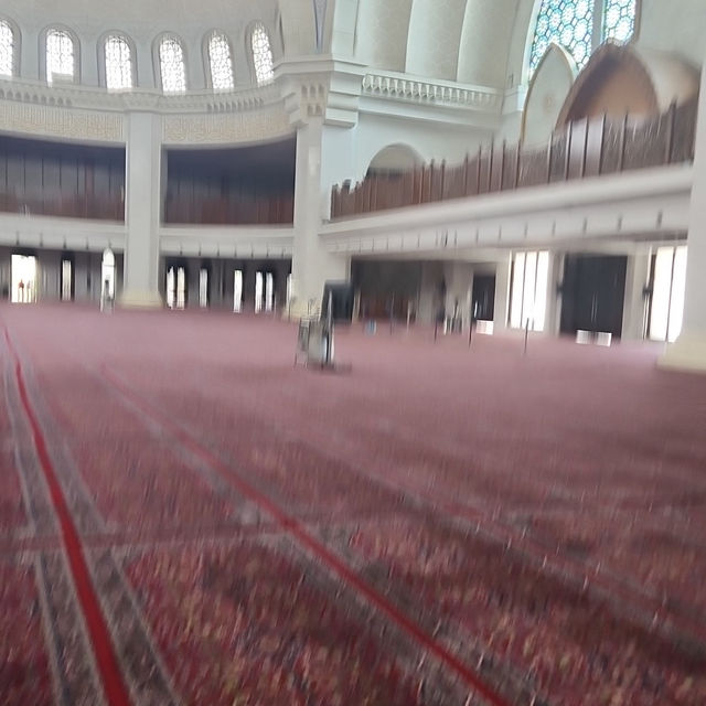*"Tranquil Beauty of Masjid Wilayah Persekutuan: A Hidden Gem in the Heart of Kuala Lumpur"*