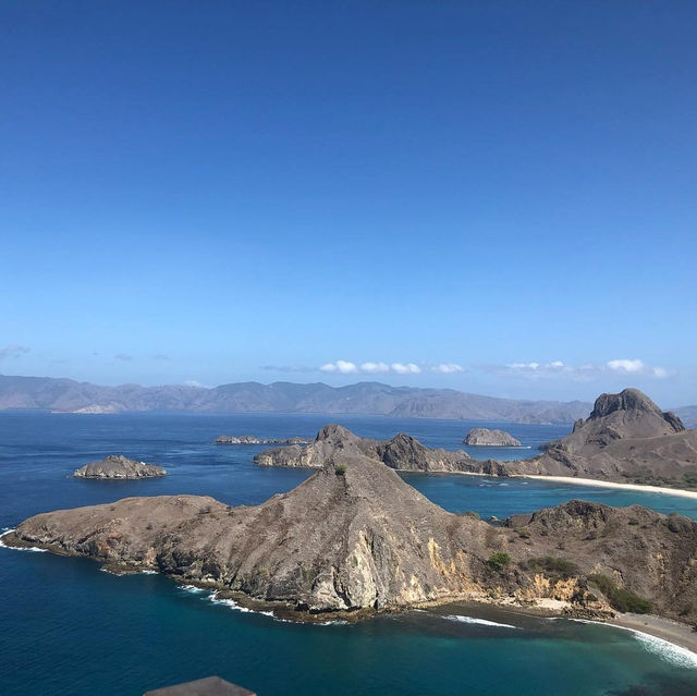 Peak Perfection: Padar Island, a Breathtaking Odyssey 