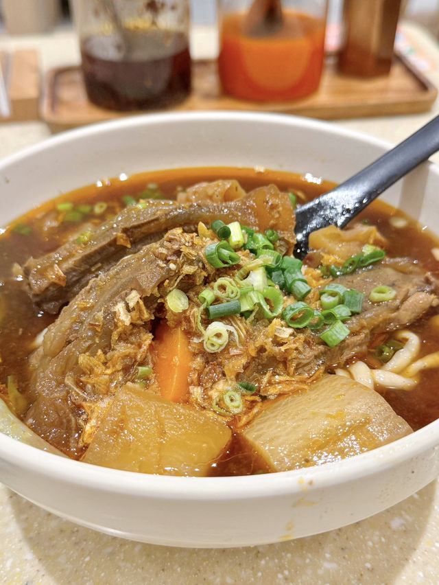 屯門台式餐廳推介😋 牛肉麵大大碗，性價比高！