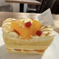 【難波】ケーキ屋さんのケーキが食べられる難波のカフェ🍰