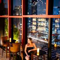 🌃โรงแรมสวยย่าน EM District สะดวกสบาย 