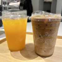 Ribbit Cafe 