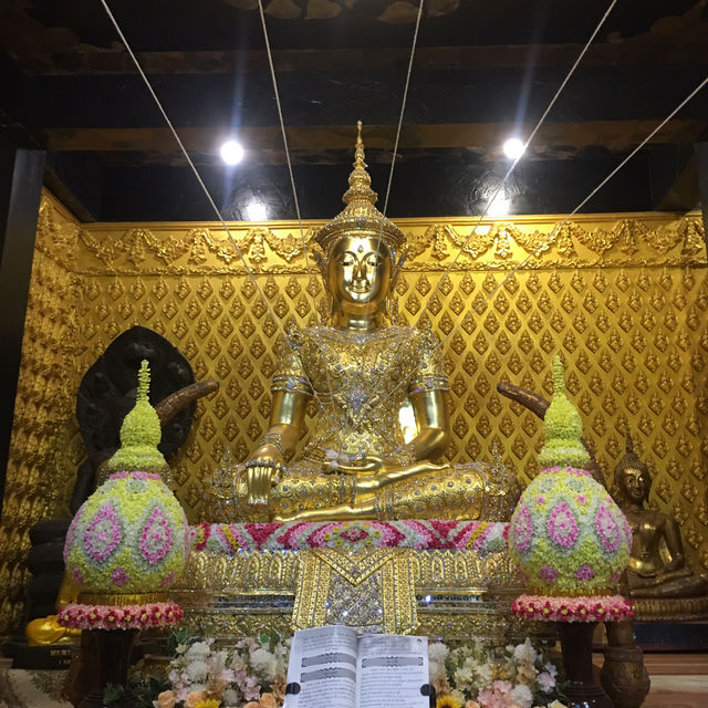 วัดศรีมงคลบ้านหินกลิ้ง