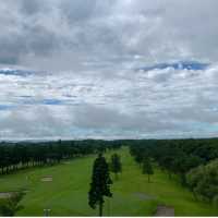 【栃木 那須】英国のお城をイメージしたホテル 窓からの景観も素晴らしい