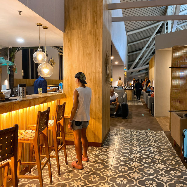 【バリ島】デンパサール国際空港国際線唯一のラウンジ✨