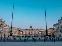 Unity of Italy Square의 야경..