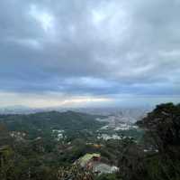 烘爐地南山福德宮