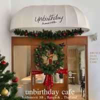 คาเฟ่ตีมคริสต์มาส : Unbirthday cafe