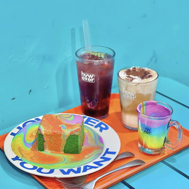 【韓国】店内もメニューもカラフルで可愛いすぎるカフェ