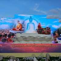ไหว้พระธาตุเขี้ยวแก้ว