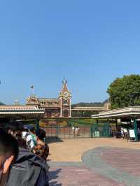 แนะนำโซนต่างๆของ Hong Kong Disneyland