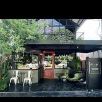 Waa Wee cafe' - วาวีคาเฟ่ est.2016☕️