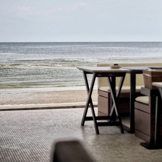 Oceanside Beach Club & Restaurant 
