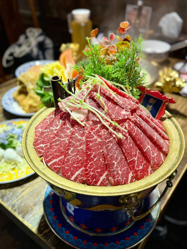 宮廷式主題火鍋店