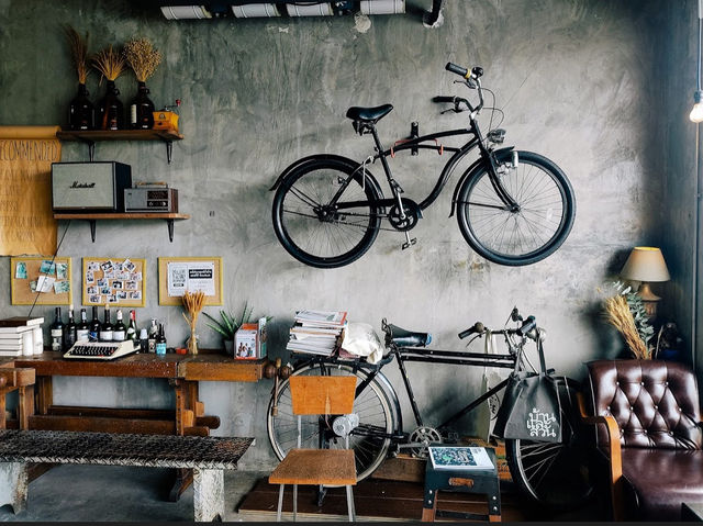 Cafe 33