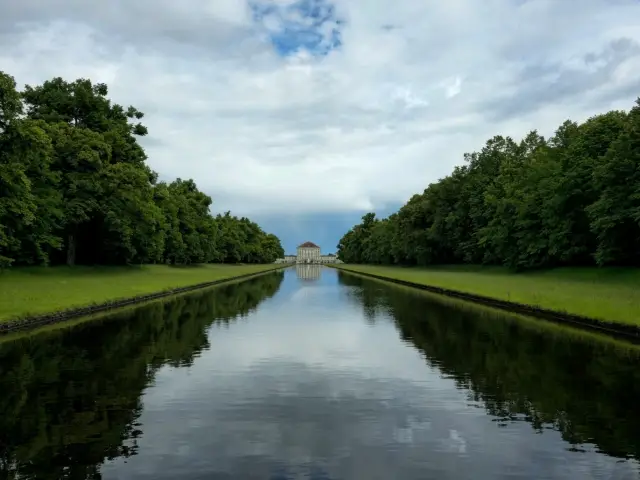 寧芬堡皇宮‐17世紀最大的皇宮🏰 真的超美超出片呀📸🤩