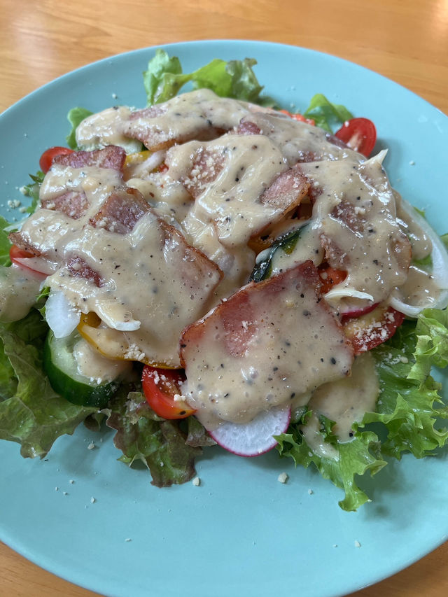 ชาลีโฮม คาเฟ่ @อ่างทอง
