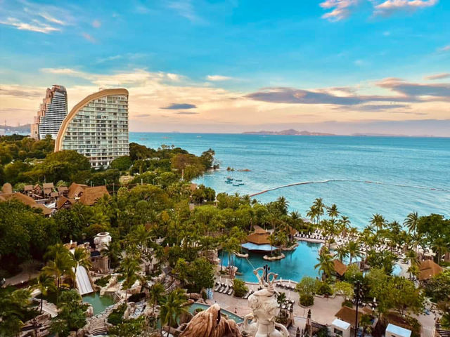 Centara Grand Mirage Beach Resort