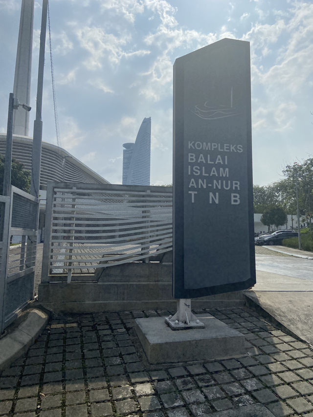 Masjid TNB Bangsar: Comfort, Community, and Spirituality