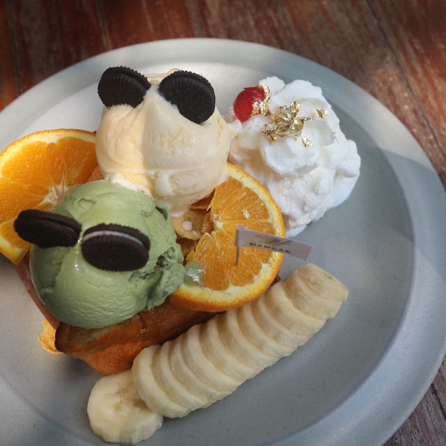 Hangar Cafe คาเฟ่สไตล์เครื่องบินที่นครปฐม