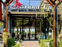คาเฟ่วิวภูเขาใกล้ทะเลสวยที่สุดในจันทบุรี