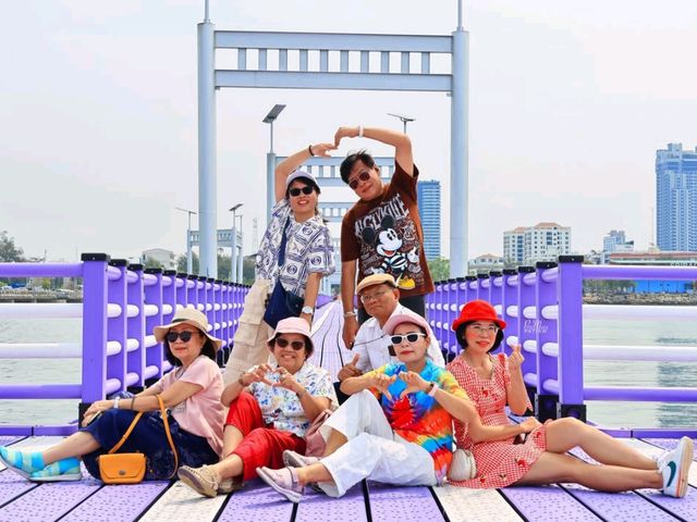สะพานม่วงลอยน้ำ แลนด์มาร์คใหม่จังหวัดชลบุรี