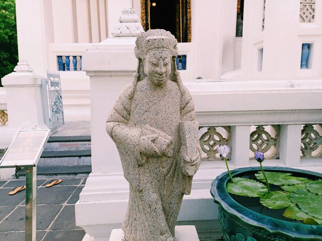 泰國曼谷素坤逸區皇家古跡寺廟景點一日遊行程，白色大理石暹羅文化寺廟建築，適合拍照📸打卡