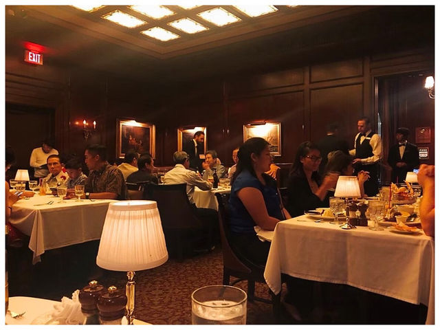 【ハワイ/ワイキキ】王道の高級ステーキハウス＊Hy's Steakhouse（ハイズ ステーキハウス）＊