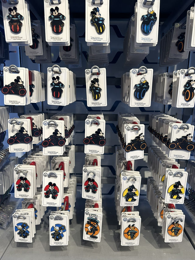 【上海ディズニー・お土産】 Power Supplies🛍