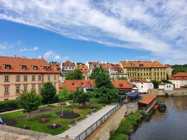 [🇨🇿プラハ] カレル橋 — 歴史と美しい景観が交錯するプラハの象徴