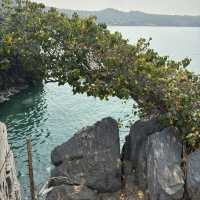 ถ้ำทะลุ ⛰️🌊@เกาะสีชัง, ชลบุรี